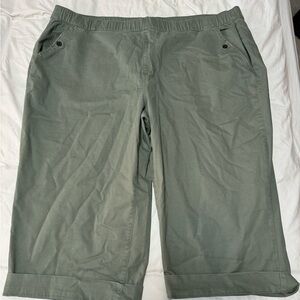 Terra&Sky Women’s Plus Capris